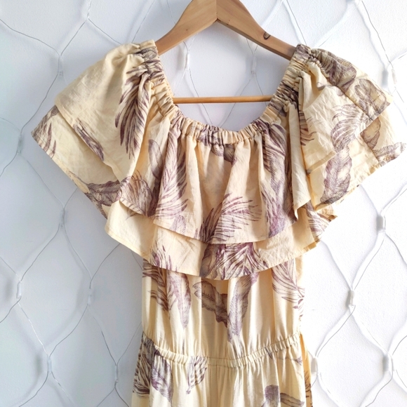 Floral Jumpsuit / Leaf Print / Butter Yellow / Size Small - Picture 2 of 6